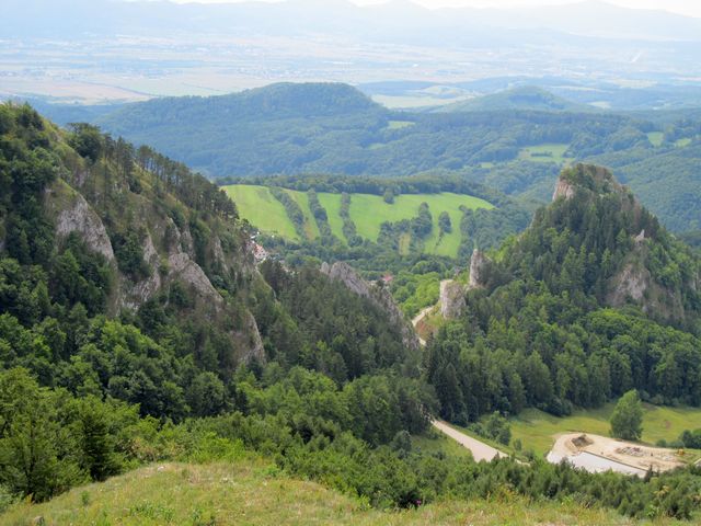 Chmelová - pohled k Vršatci