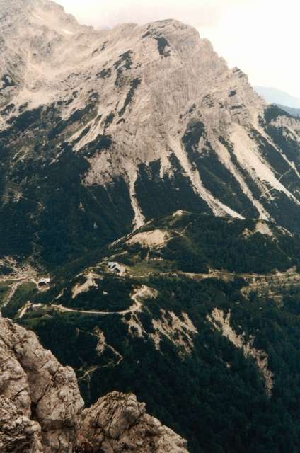 pohled na Mojstrovky a sedlo Vršič