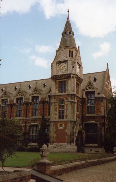 Cambridge - Pembroke's College
