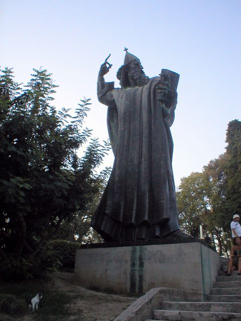 Split - pomník biskupa Řehoře