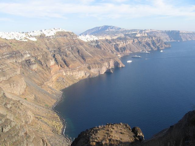 Santorini z hrany kaldery